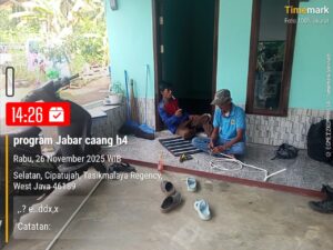 Pemasangan Instalasi Listrik Program Jabar Caang Dilaksanakan di Desa Cipatujah